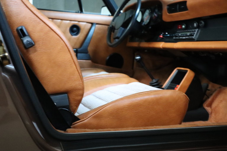 Porsche 911 SC