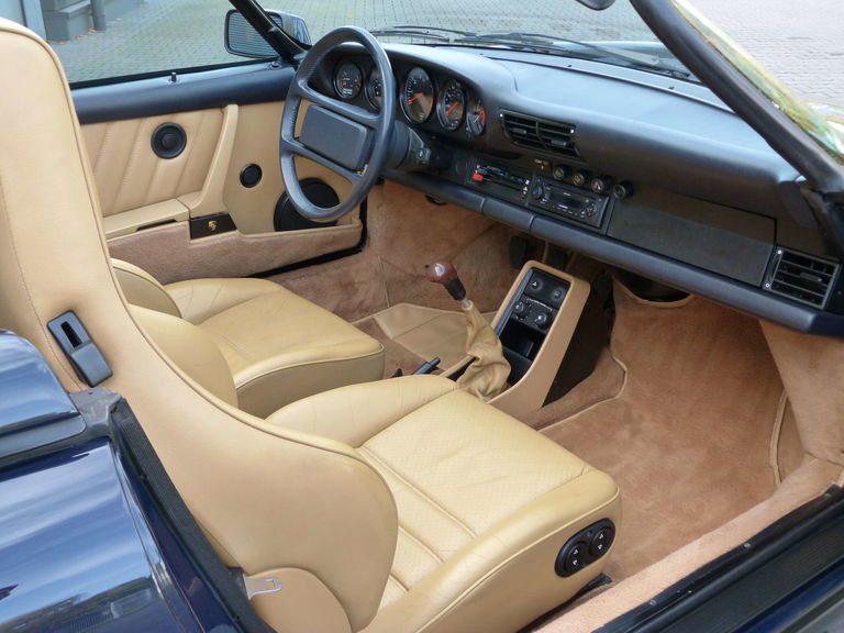 Porsche 911 Carrera 3.2 Speedster