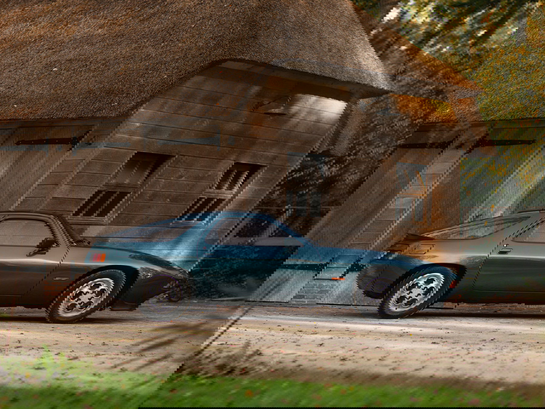 Porsche 928