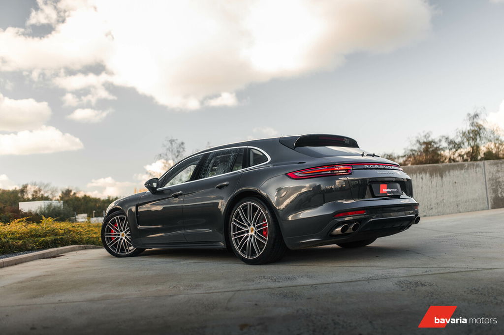 Porsche Panamera Turbo