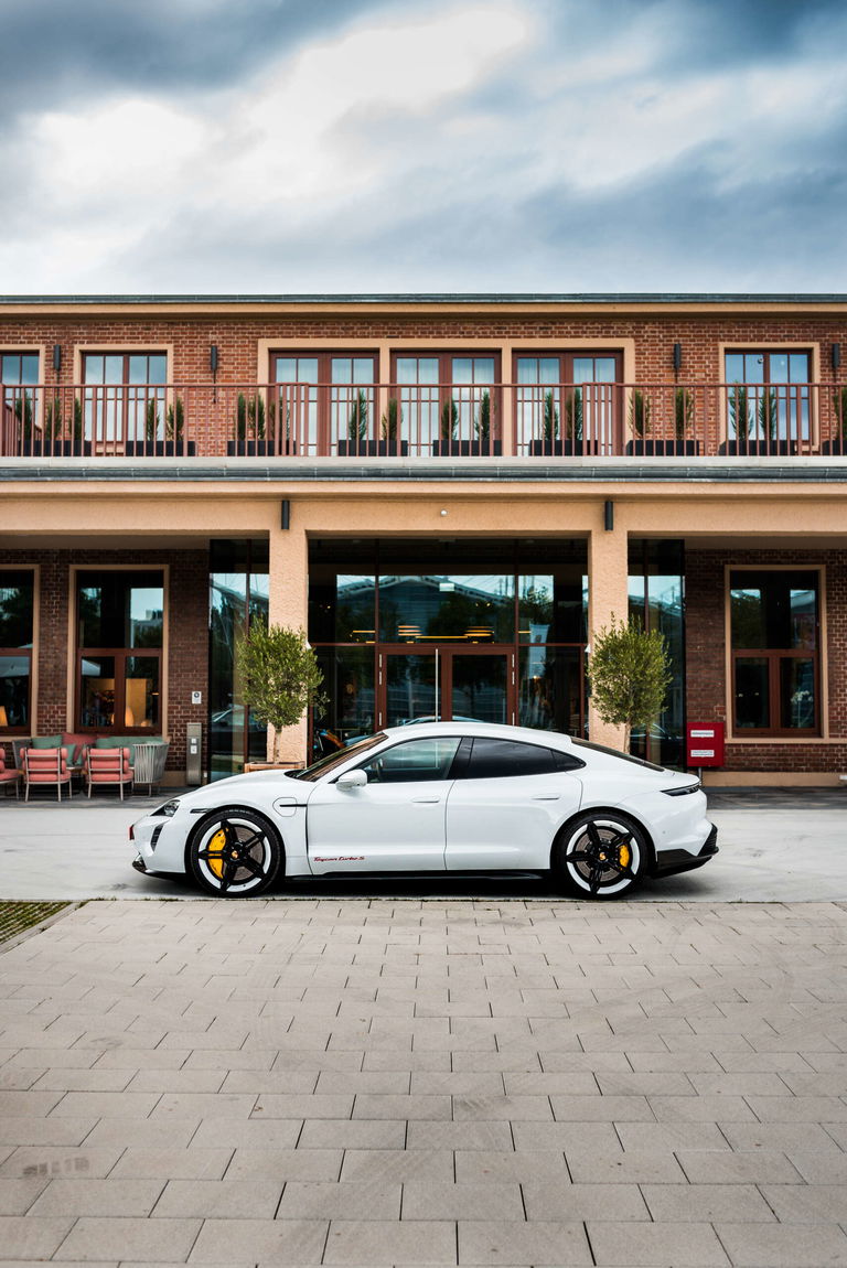 Porsche Taycan Turbo S