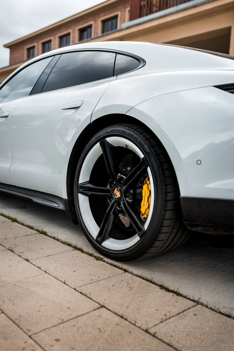 Porsche Taycan Turbo S