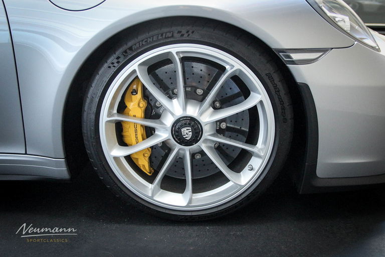 Porsche 991 GT3 Touring