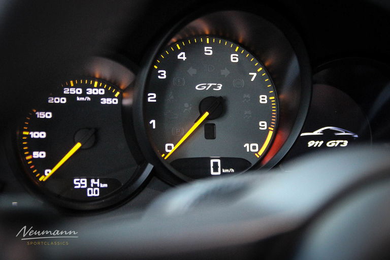 Porsche 991 GT3 Touring