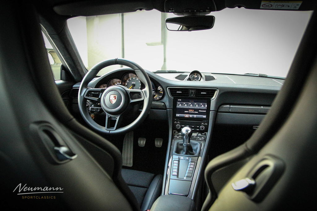 Porsche 991 GT3 Touring