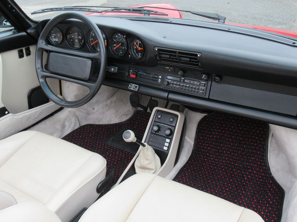 Porsche 911 Carrera 3.2