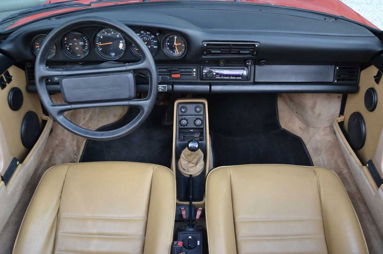 Porsche 911 Carrera 3.2