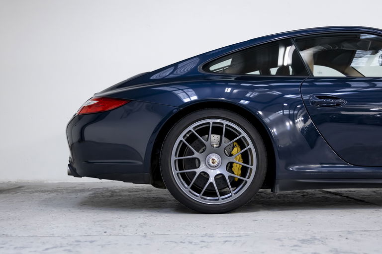 Porsche 997.2 Carrera GTS