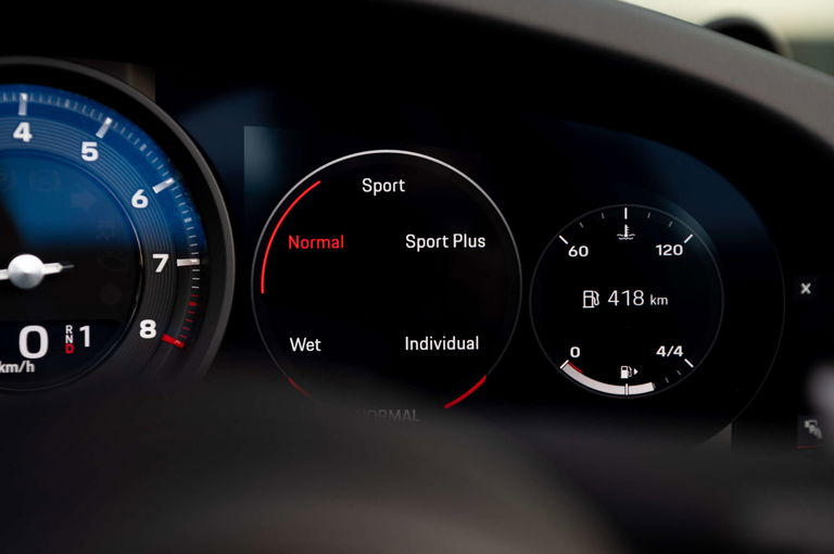 Porsche 992 Carrera 4S