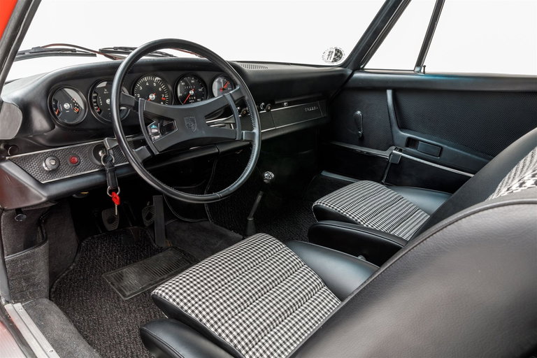 Porsche 911 S (F-Modell)