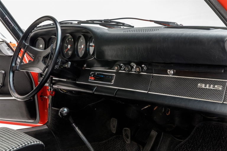 Porsche 911 S (F-Modell)