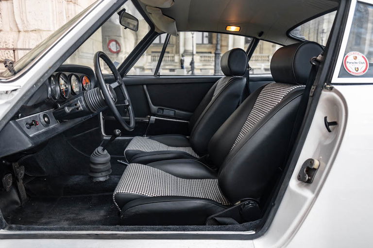 Porsche 911 T