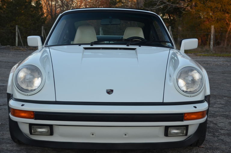 Porsche 911 Turbo 3.3 (US)