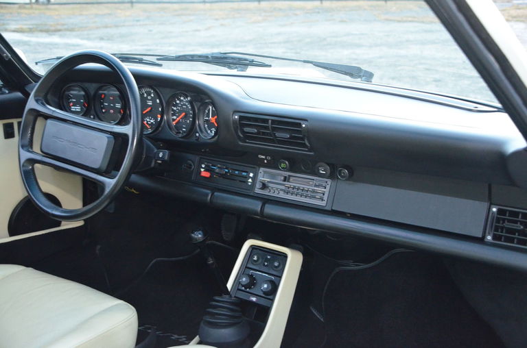 Porsche 911 Turbo 3.3 (US)