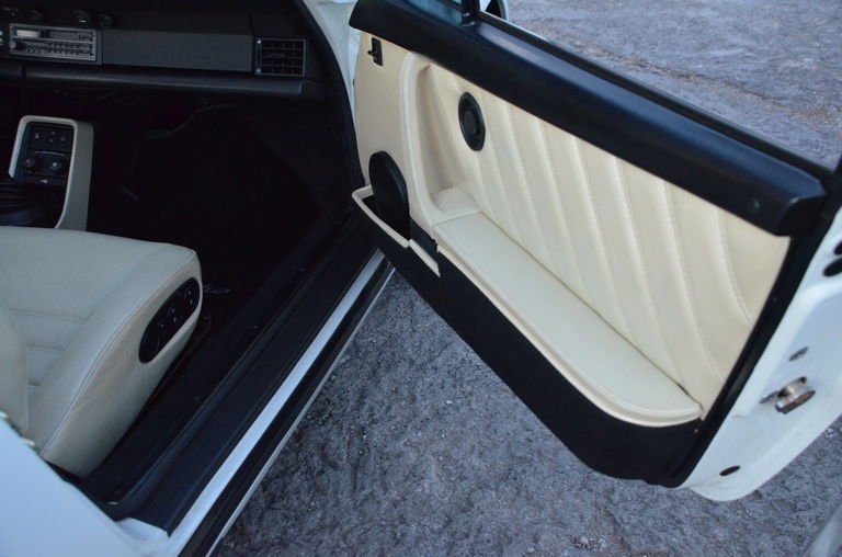 Porsche 911 Turbo 3.3 (US)