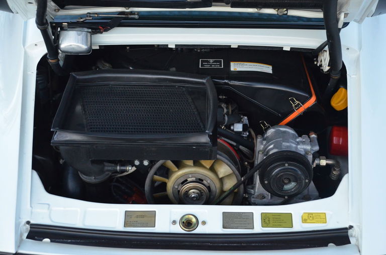 Porsche 911 Turbo 3.3 (US)