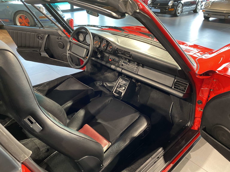 Porsche 911 Carrera 3.2 (US)