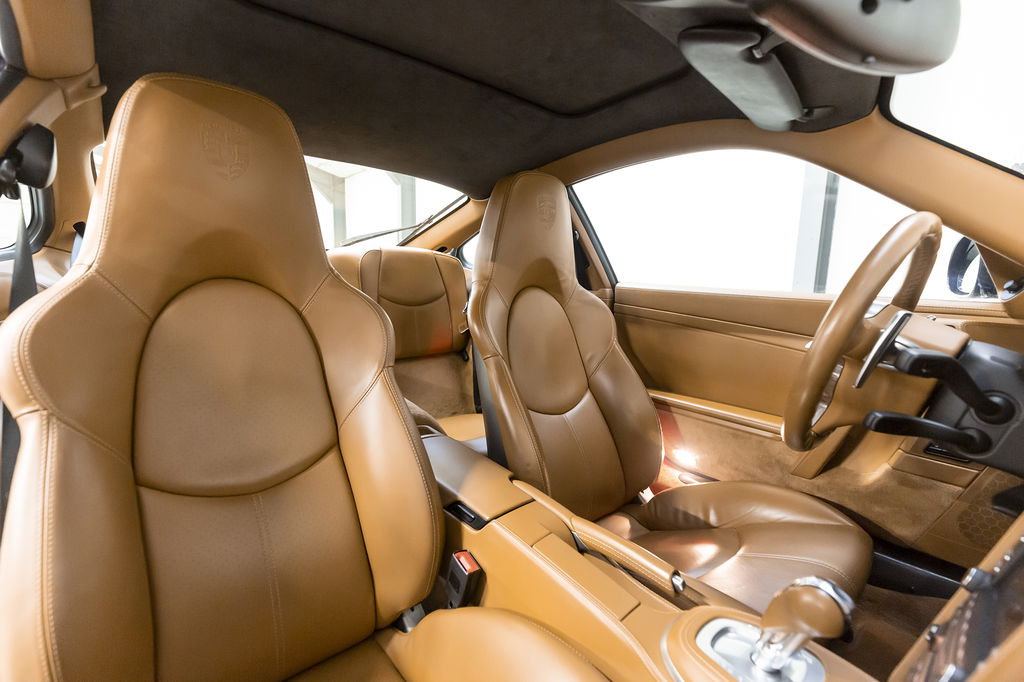 Porsche 997.2 Carrera GTS