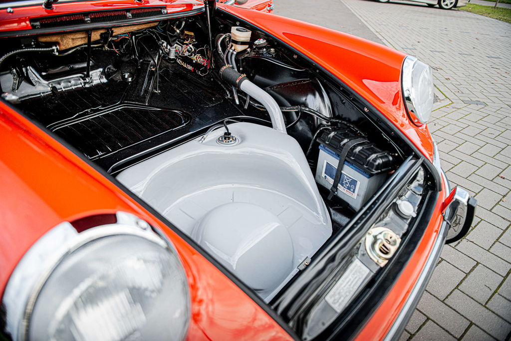 Porsche 911 S (F-Modell)