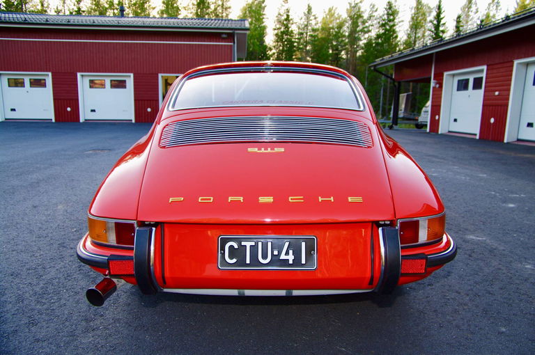 Porsche 911 S (F-Modell)