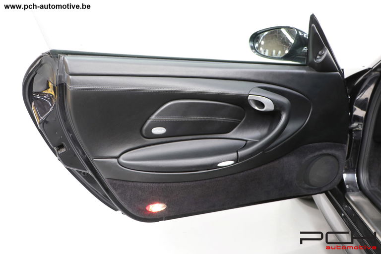 Porsche 996 Carrera 4S