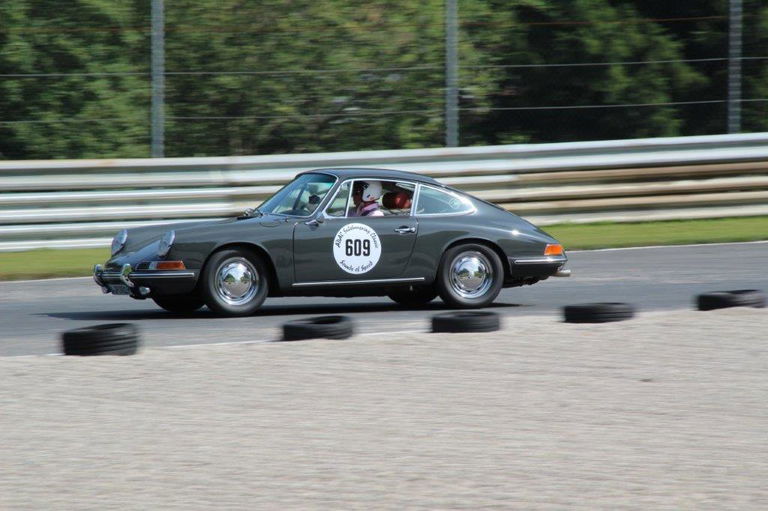 Porsche 911 (F-Modell)