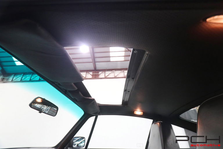 Porsche 911 Turbo 3.3