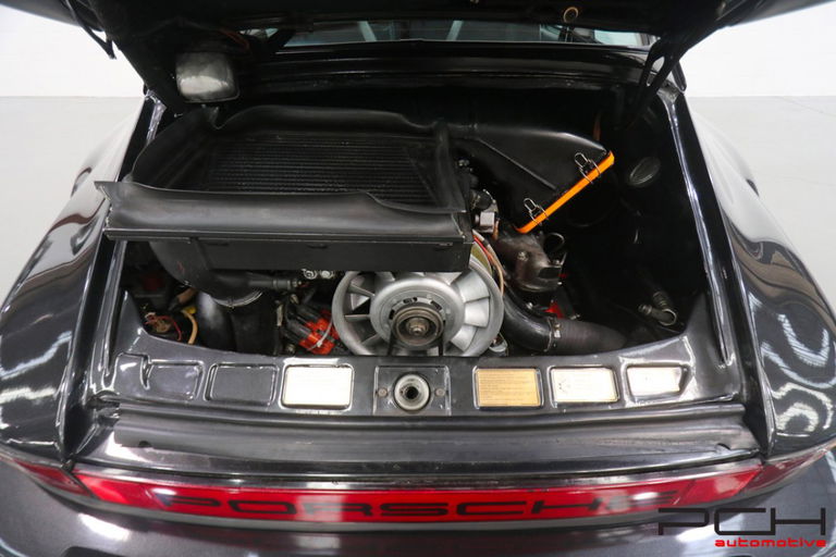 Porsche 911 Turbo 3.3