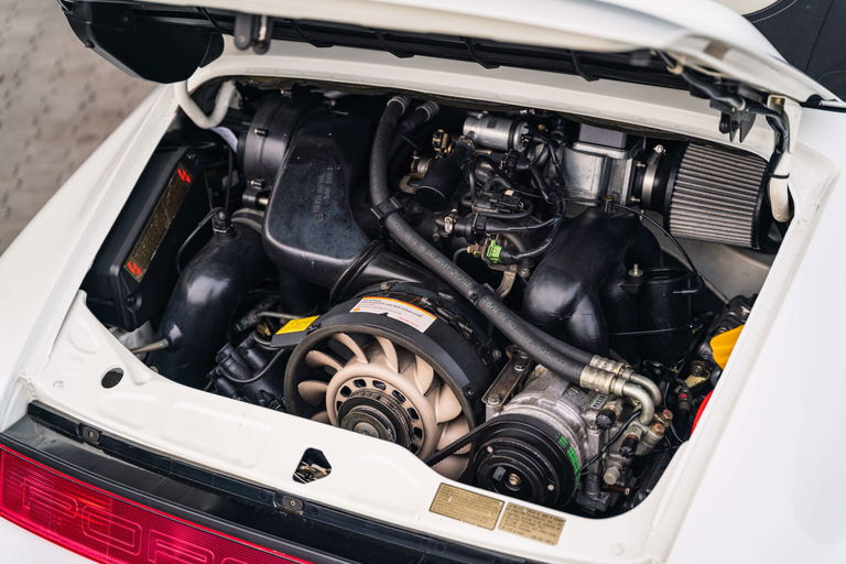 Porsche 964 Carrera 2 Speedster