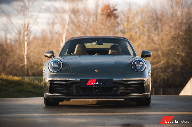 Porsche 992 Carrera 4S