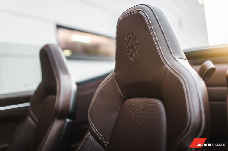 Porsche 992 Carrera 4S