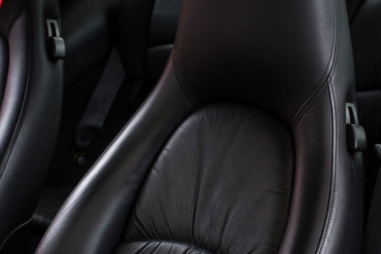 Porsche 993 Carrera 4S