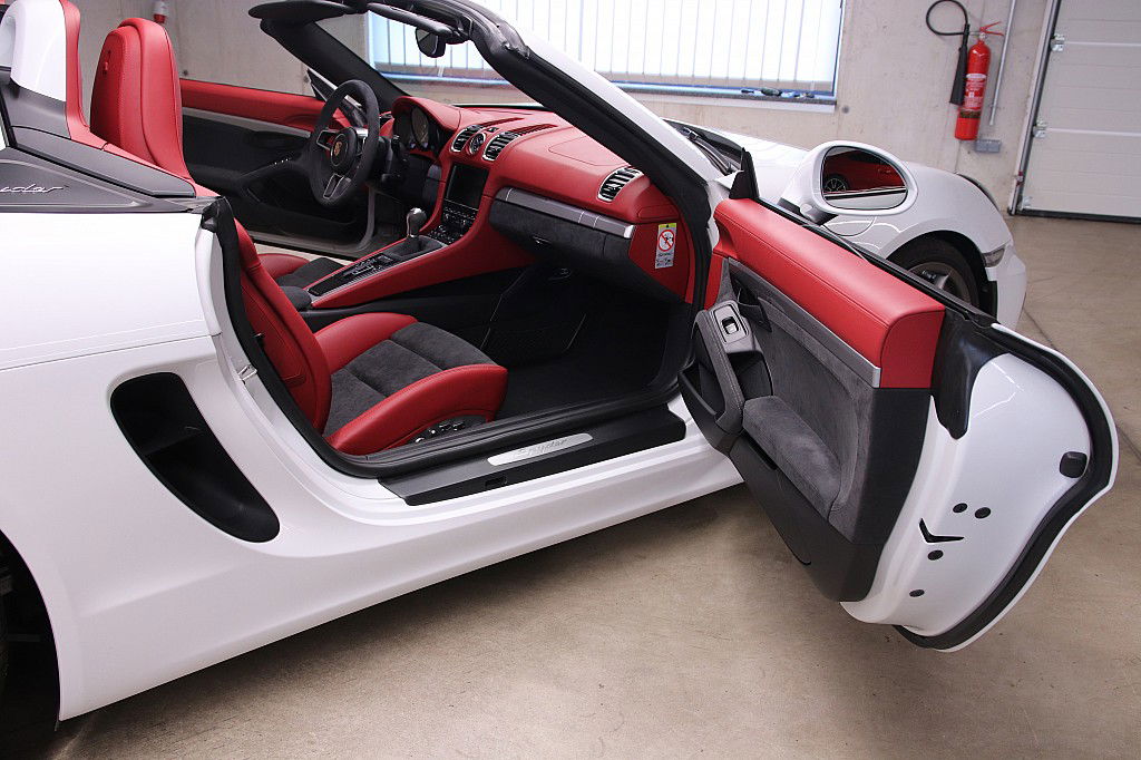 Porsche 981 Boxster Spyder