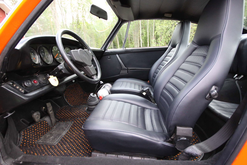 Porsche 911 Carrera 2,7