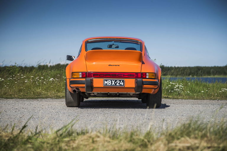 Porsche 911 Carrera 2,7