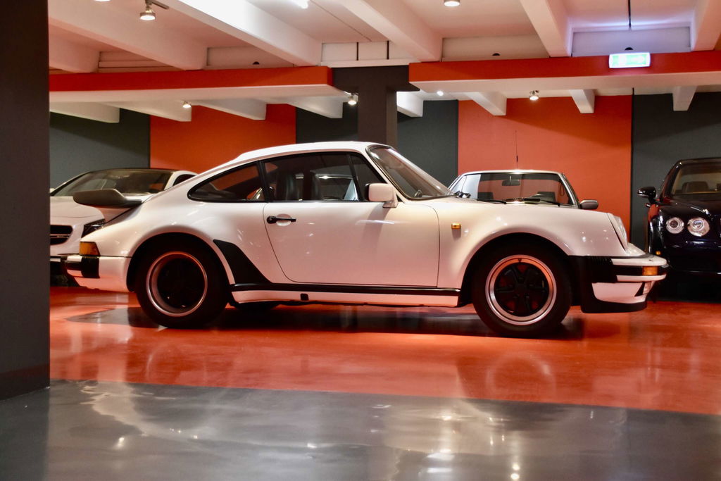 Porsche 911 Carrera 3.2 WTL