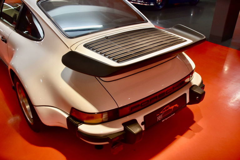 Porsche 911 Carrera 3.2 WTL