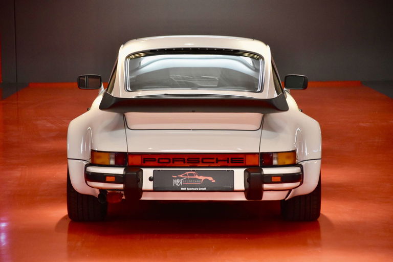 Porsche 911 Carrera 3.2 WTL