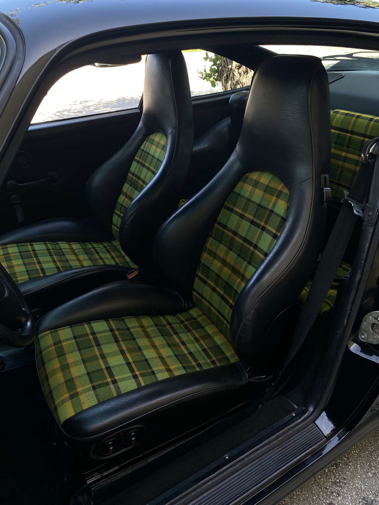 Porsche 911 Turbo 3.3