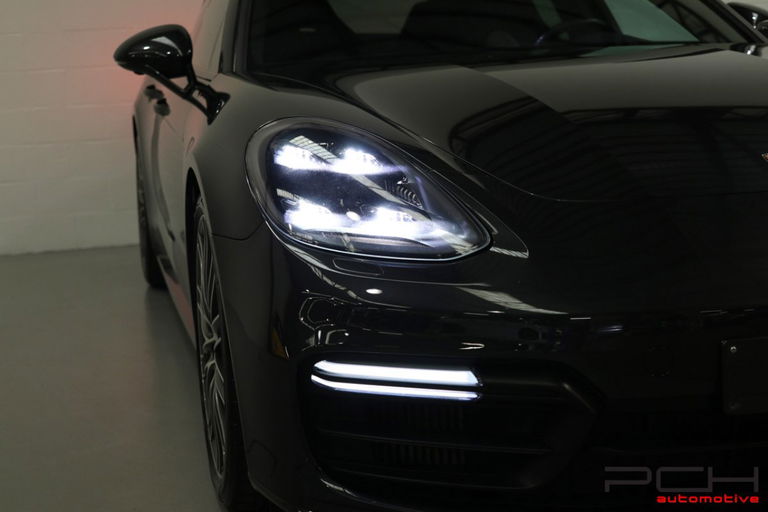 Porsche Panamera 4S