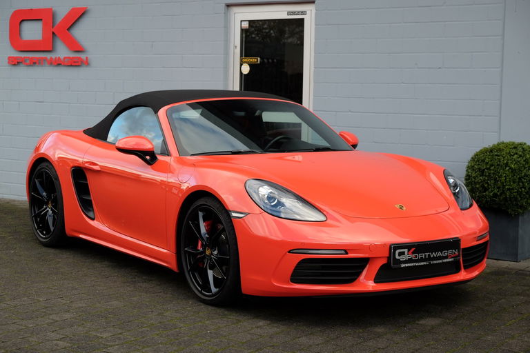 Porsche 718 Boxster S