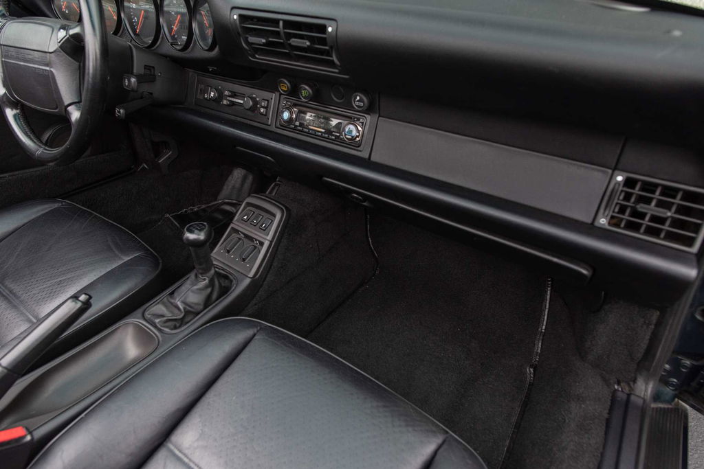 Porsche 964 Carrera 4