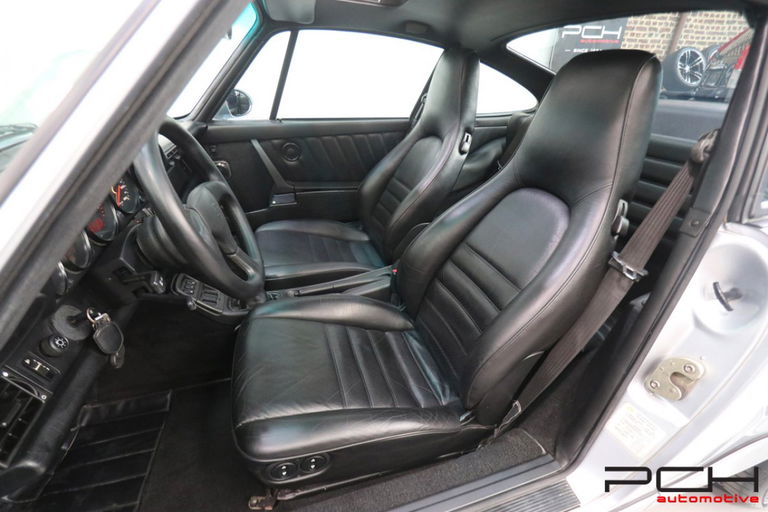 Porsche 964 Carrera 4