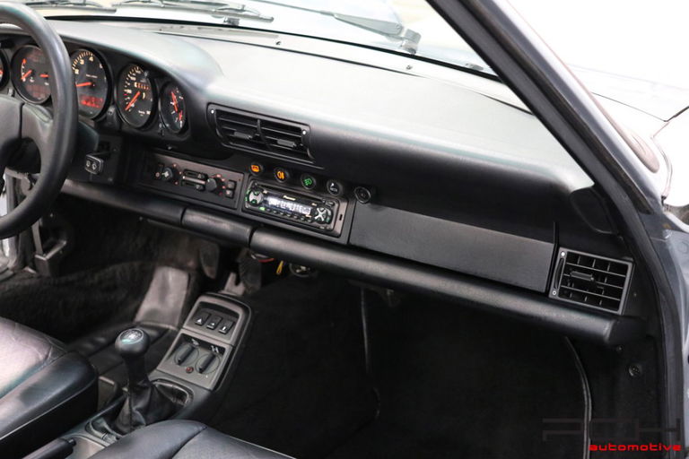 Porsche 964 Carrera 4