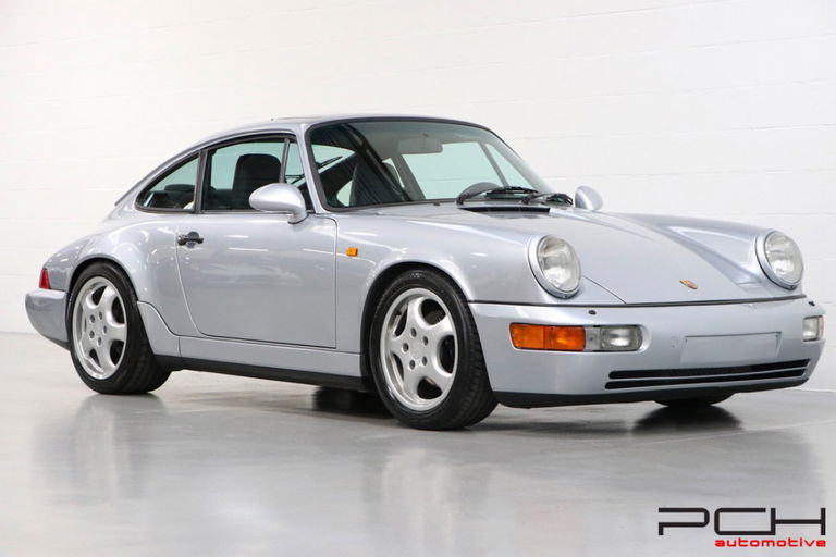 1991 Porsche (911) 964 Carrera 4 Coupé in Polar Silver Metallic (92E) for sale!