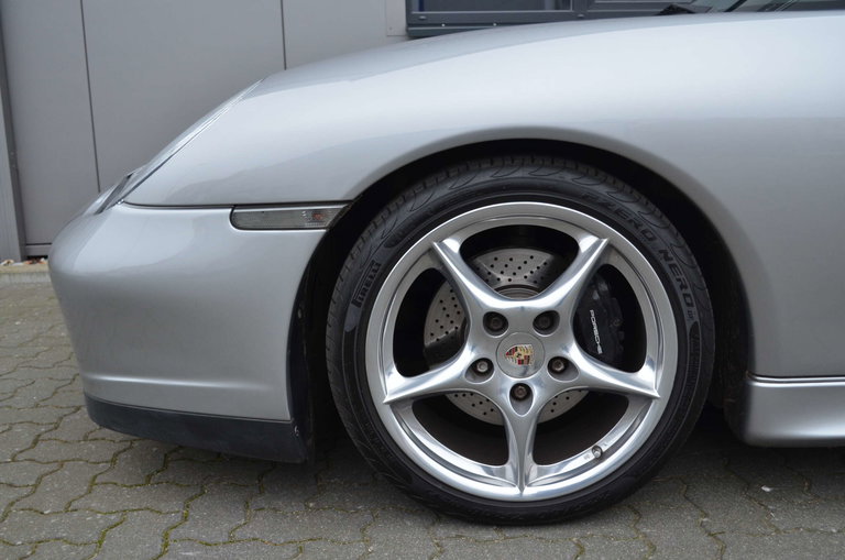 Porsche 996.2 Carrera “40 Jahre 911”