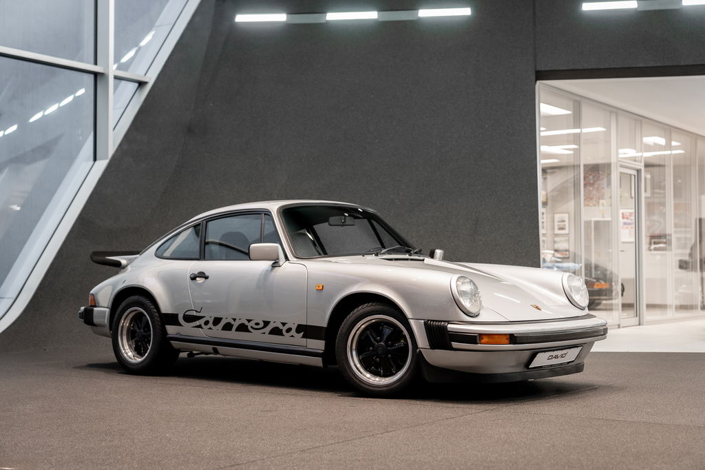 1975 Porsche 911 Carrera 2,7 MFI in Silber Metallic kaufen!