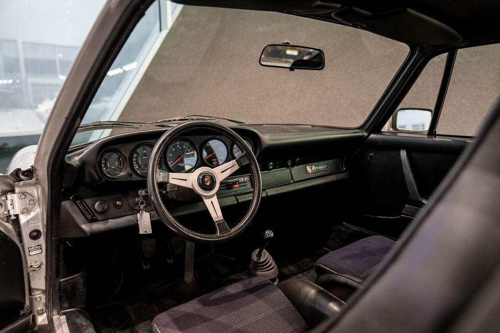 Porsche 911 Carrera 2,7