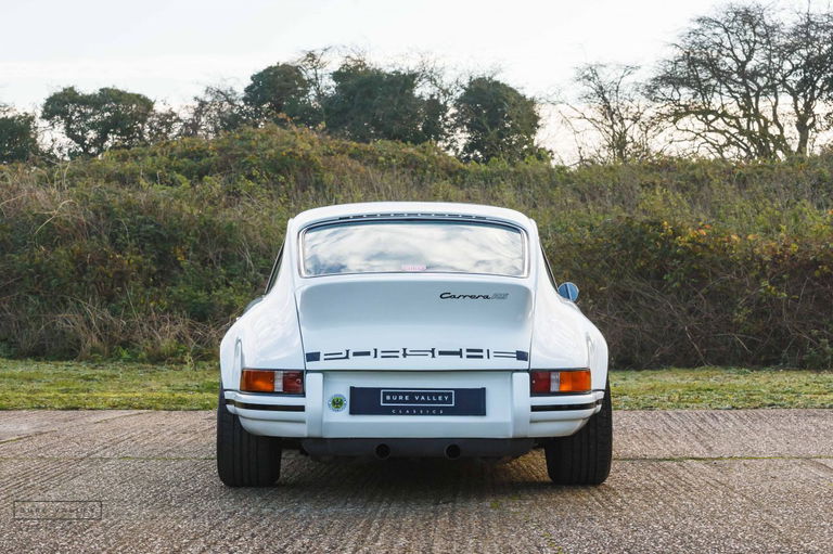 Porsche 911 Backdate