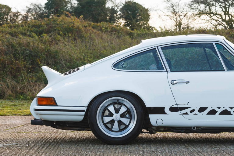 Porsche 911 Backdate